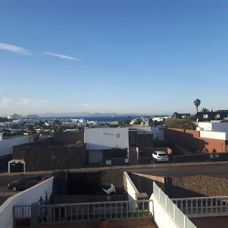 Far-island Vila