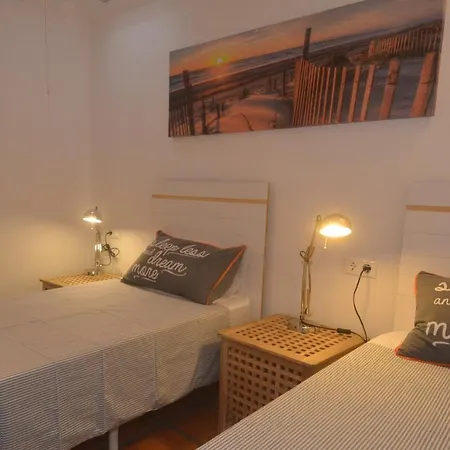 Far-island Vila *